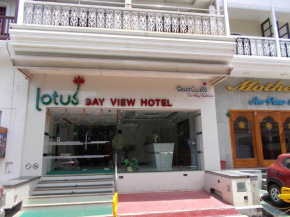  Lotus Bay View Hotel  Пудучерри